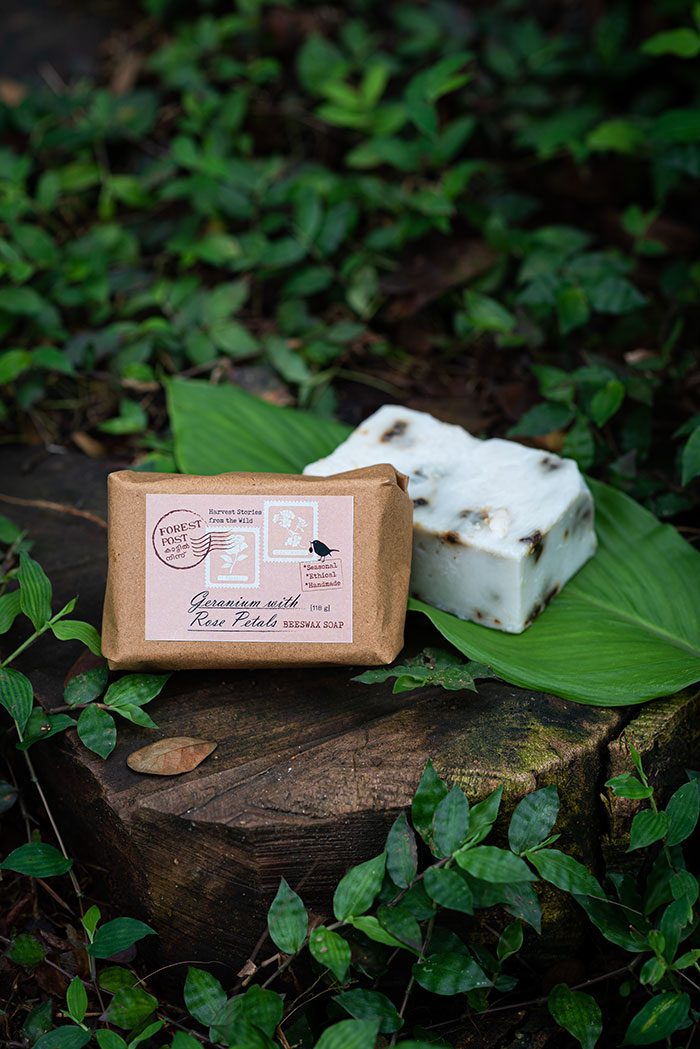 Geranium with Rose Petals: Soap