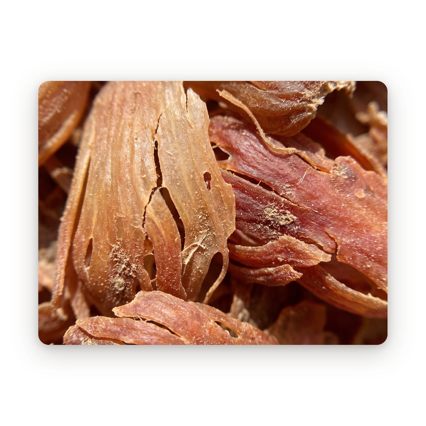 Mace, the lacy covering around the nutmeg, close up