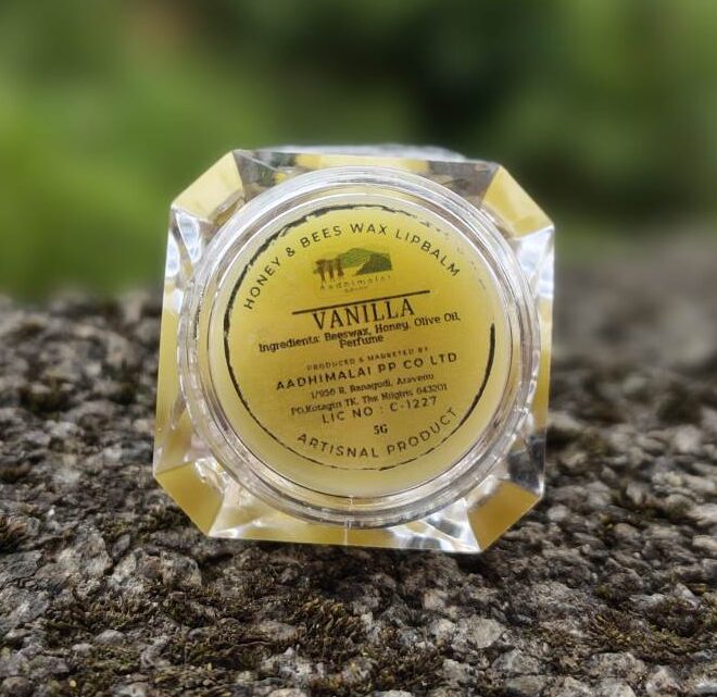 Aadhimalai Beeswax Lip Balm, vanilla, front of pack
