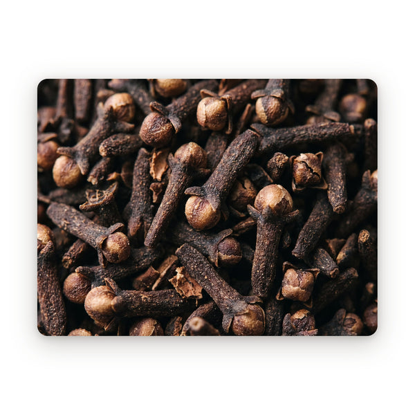 Whole cloves, close up