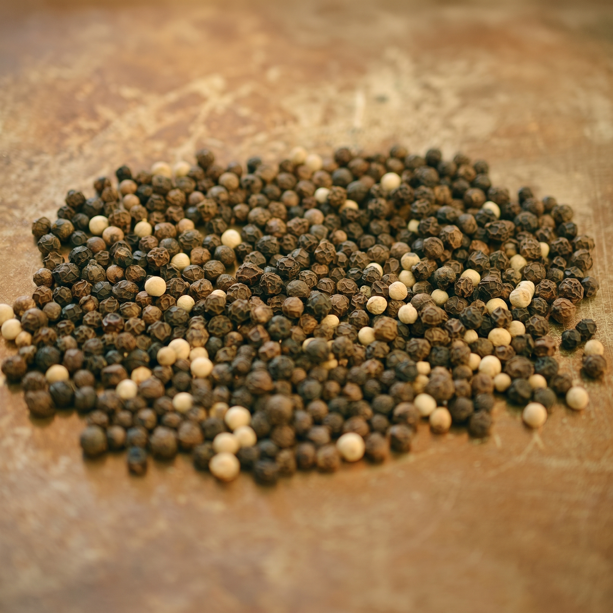 Aadhimalai forest black peppercorns, whole